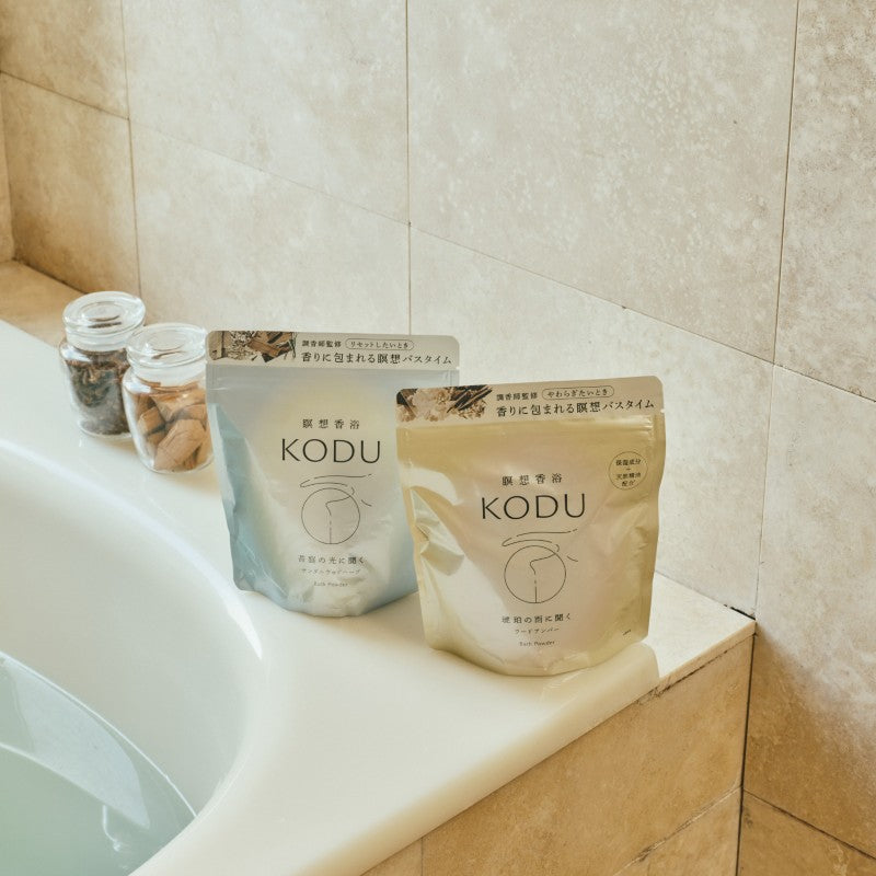 Nippon Kodo KODU Oud Amber Bath Powder (39452, 39456) 360 g
