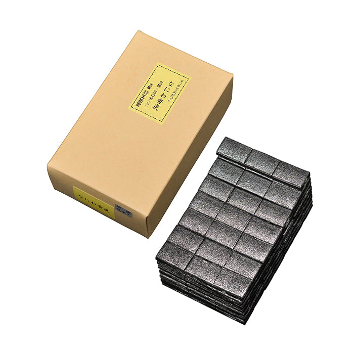 Gyokushodo Naniwa Flat Incense Charcoal 50 pieces (0888)