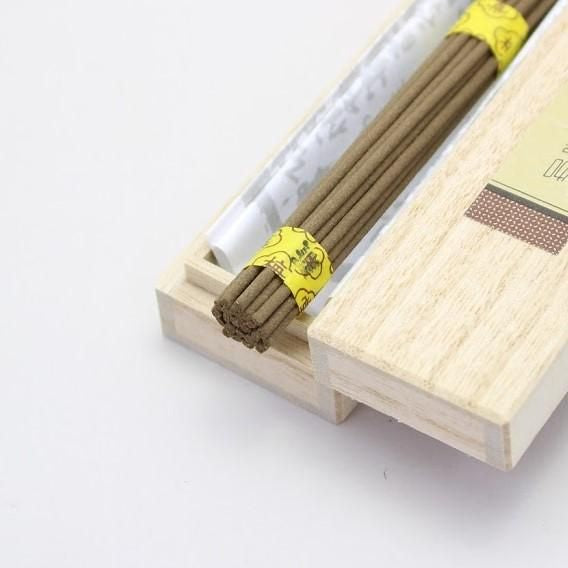 Baieido Kyara Koko Medium Sticks in Premium Paulownia Box (1 Bundle) (#766)