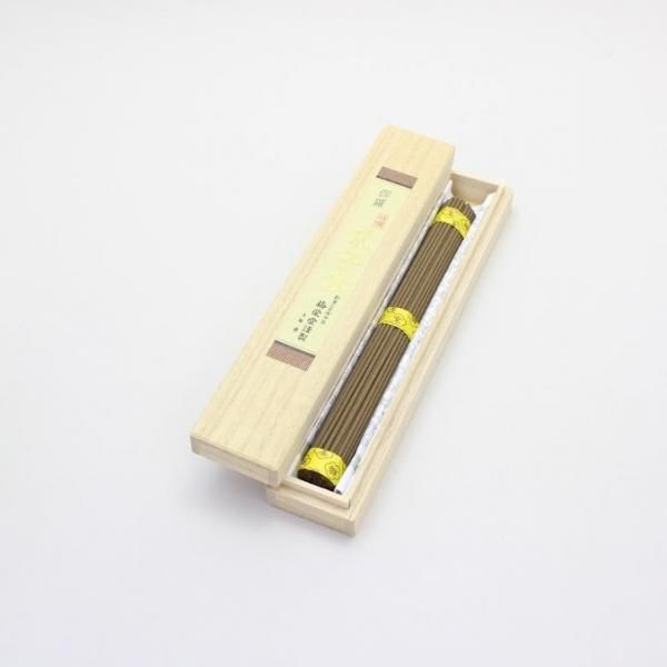 Baieido [Kyara] Tokusen Koshimoku in Premium Paulownia Box (1 Bundle) (#901)