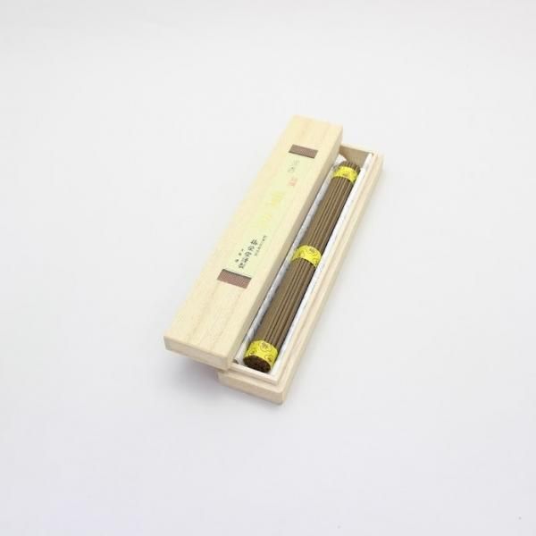 Baieido [Agarwood] Tokusen Kunsho in Premium Paulownia Box (1 Bundle) (#961)