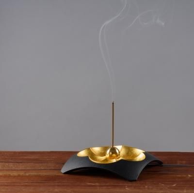 Baieido [Kyara Incense] Premium Incense Holder UME-MON (#7567)