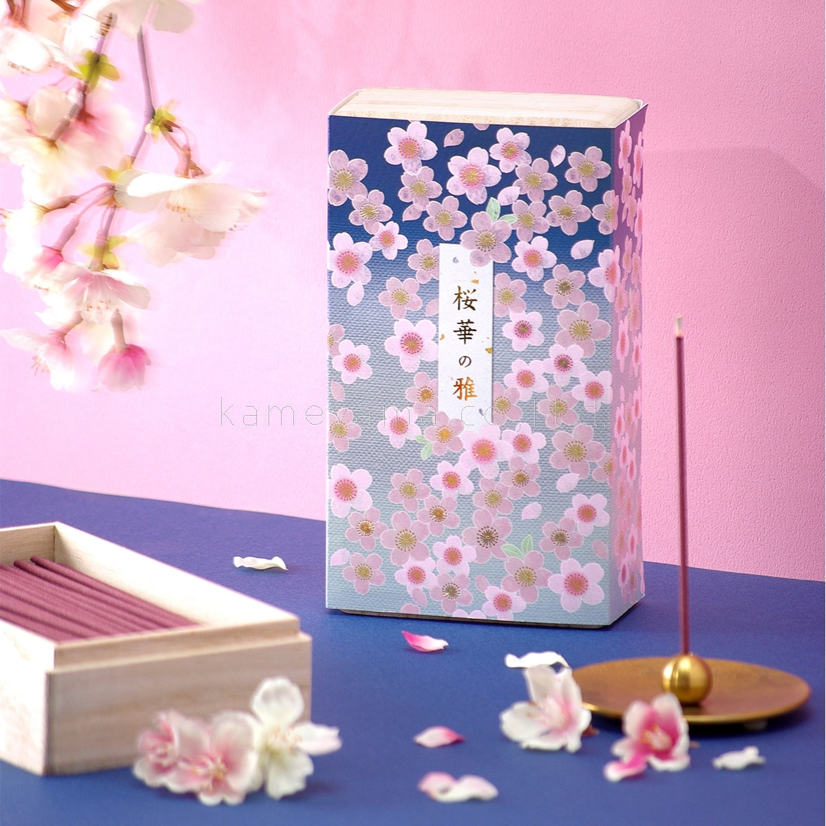 Kameyama Ohka no Miyabi Incense (Cherry Blossom) 120g Paulownia Box (13460900)
