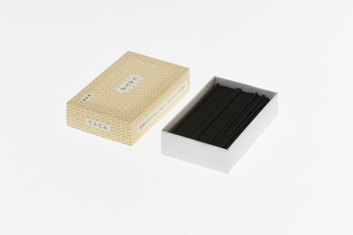 Kyukyodo White Rose Mini Stick 45g (136582972)