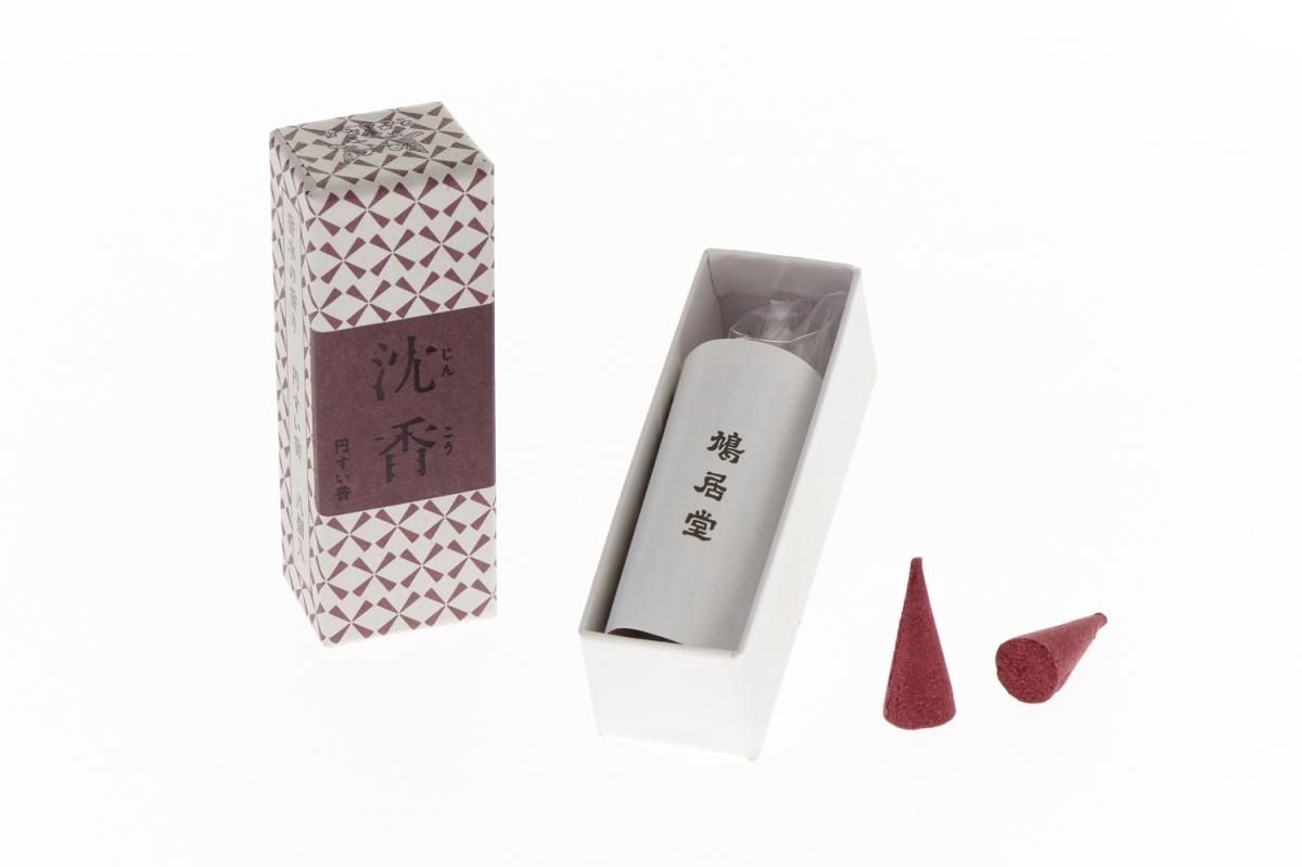 Kyukyodo Fragrance of Aromatic Woods Agarwood (Cones) (136583092)
