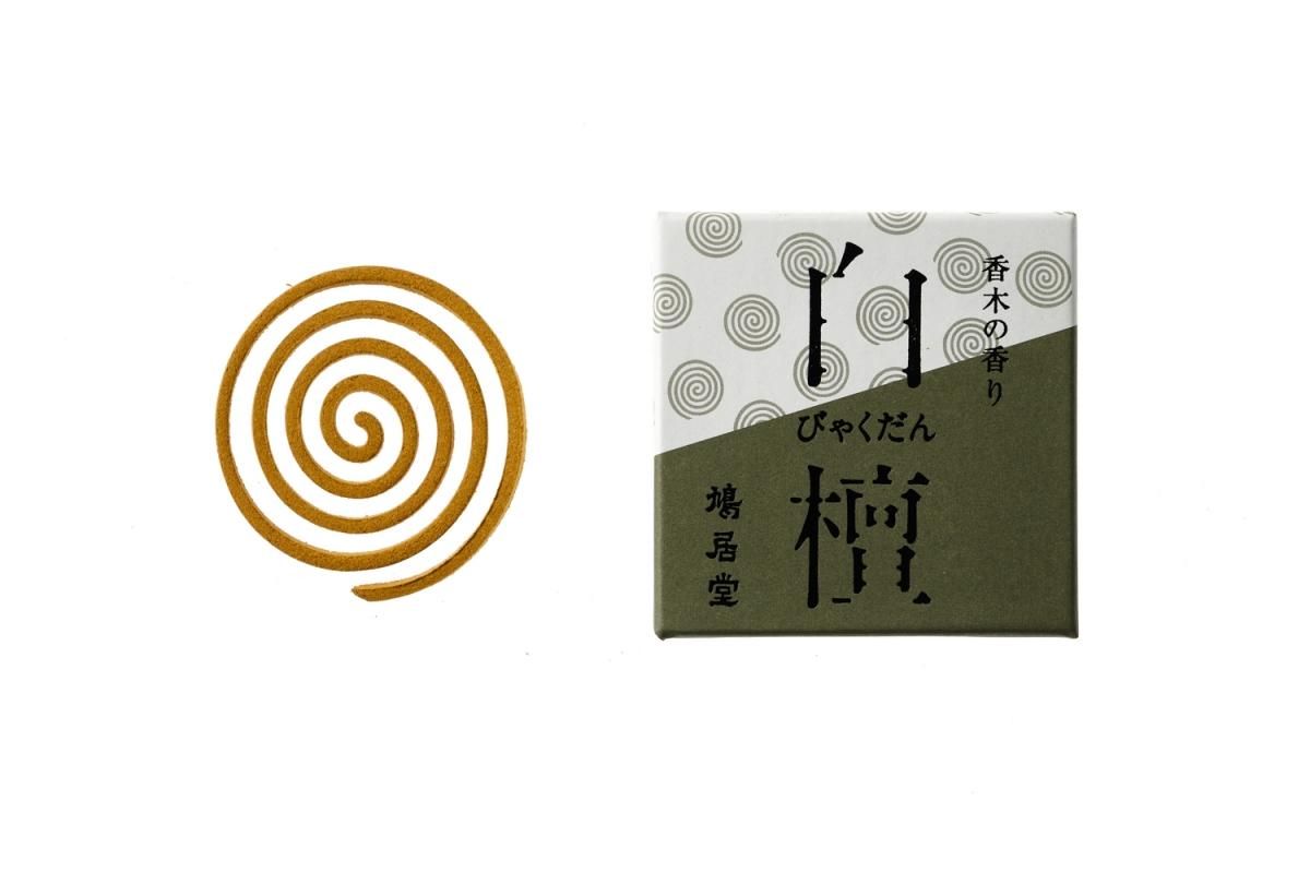 Kyukyodo Fragrance of Aromatic Woods Sandalwood (Coils) (148800014)
