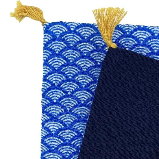 Shunkohdo Reversible Fukusa Mat Seigaiha Pattern (Blue) × Navy (7040)