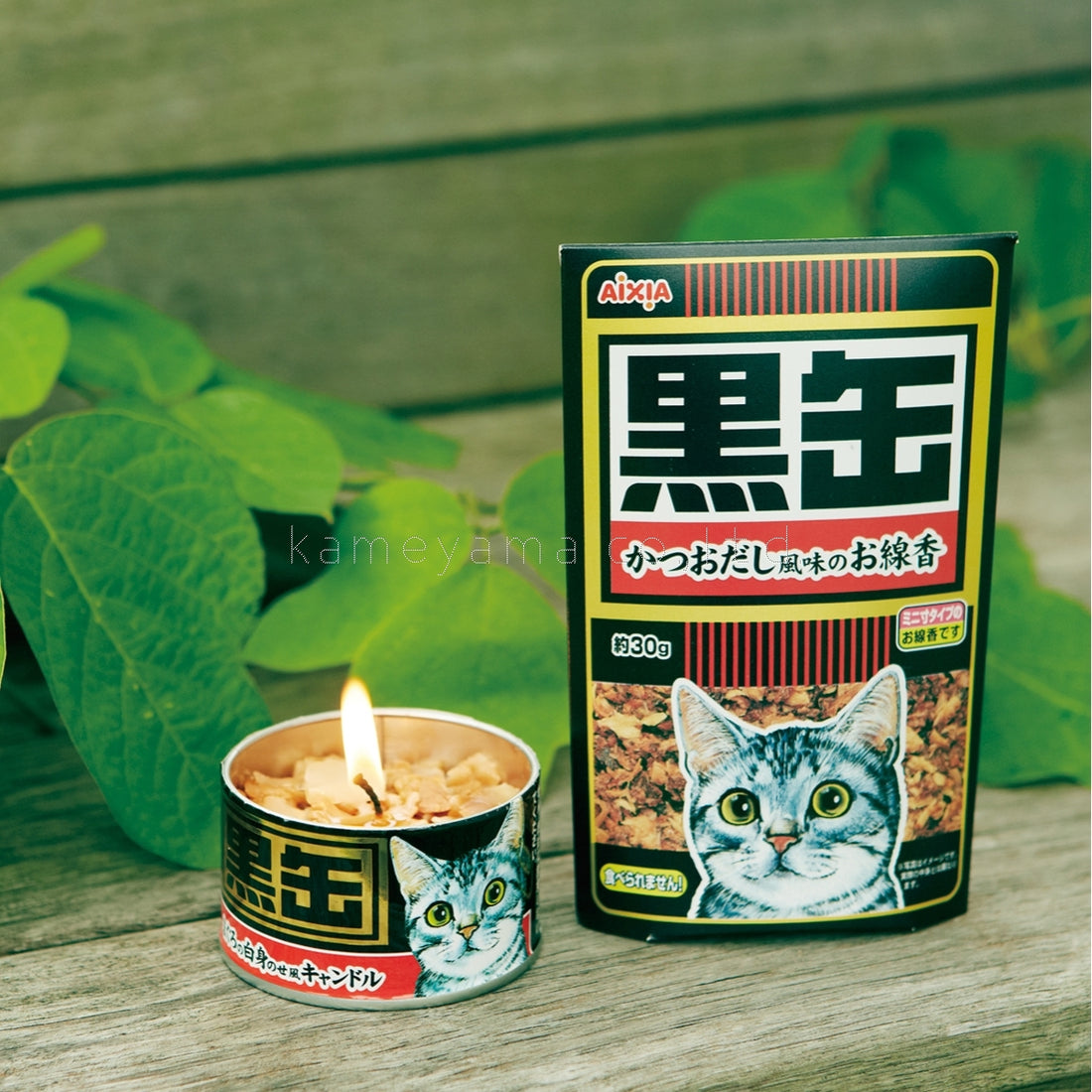 Kameyama Kurokan Cat Incense 9.3cm (3.7in) 30g (23040000)