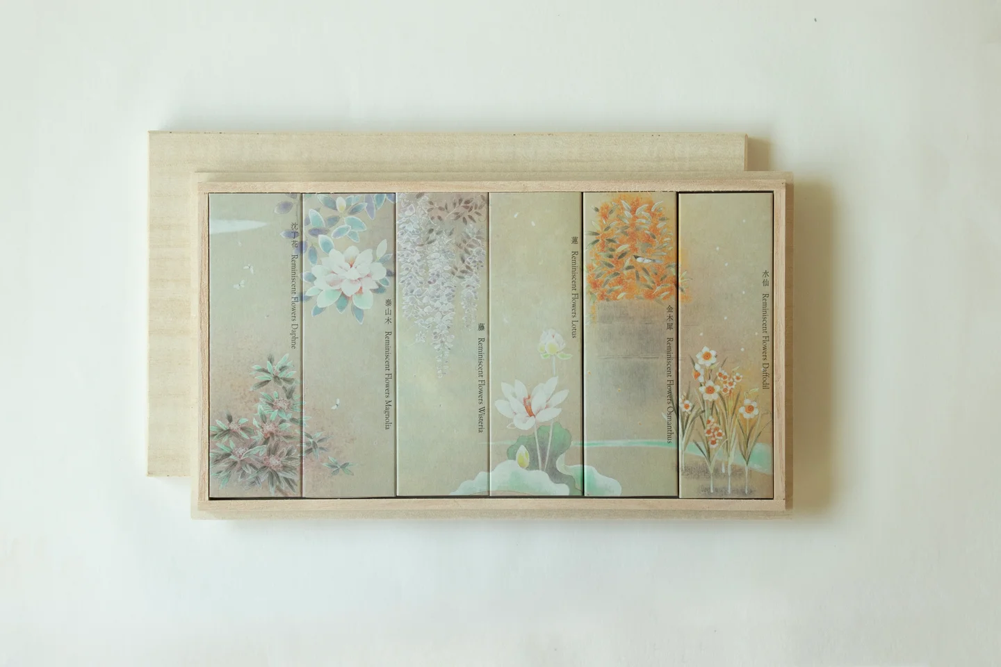 Kunjudo Reminiscent Flowers Assortment 6 types 30 sticks each (1550)