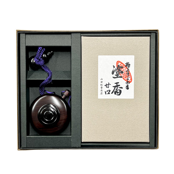 Yamadamatsu Amakuchi Zukoh Body Powder 12g & Zukoh Container Rosewood Gift Set (73108)