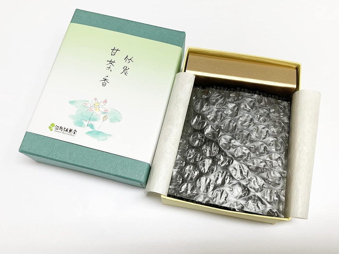 Awaji Baikundo Amacha-kou Chikutan (Bamboo Charcoal) Mini Stick (052, 042)