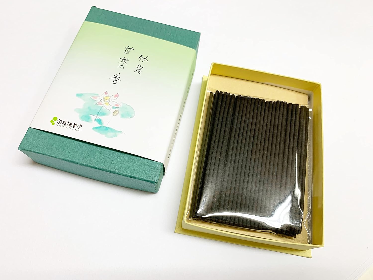 Awaji Baikundo Amacha-kou Chikutan (Bamboo Charcoal) Mini Stick (052, 042)
