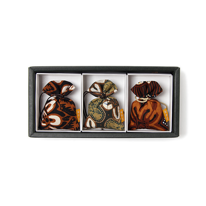 Shoyeido Tagasode Wataru Batik Scented Sachet 3 Pieces (930059)