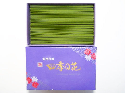 Awaji Baikundo Shiki no Hana Perfume Sandalwood 60g (130)