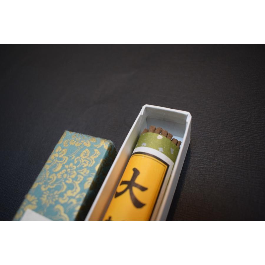 Awaji Baikundo Agarwood Kinshobai Daikunkoh 60g (754)