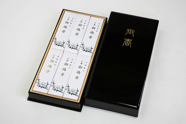 Baikundo Byakudan Hatsukobai 6 Small Boxes (Lacquered Box Set) (164)