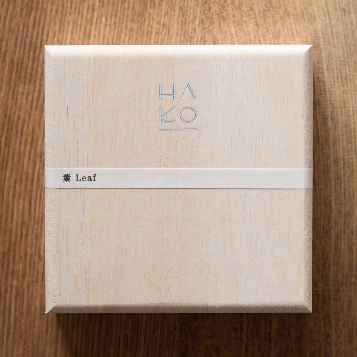 Kunjudo HA KO Box of 8 with Artisan Plate (1703)