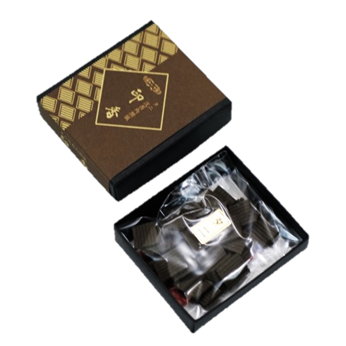 Gyokushodo Tani Agarwood Kakuwari-Style Inko 15g (0801)