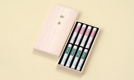 Okuno Seimeido Hana no Tabi Sakura Ichiyo 2-Scents Assortment Tube Set in Paulownia Box (4-28)