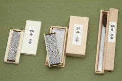 Minorien Choko Goban 100 sticks in Paulownia Wood Box (#001313)