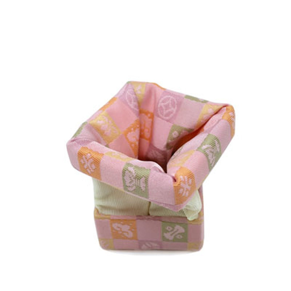 Yamadamatsu Cloth Kogo Incense Container Square No.7 Koshi Takara (Pink) (24128-7)