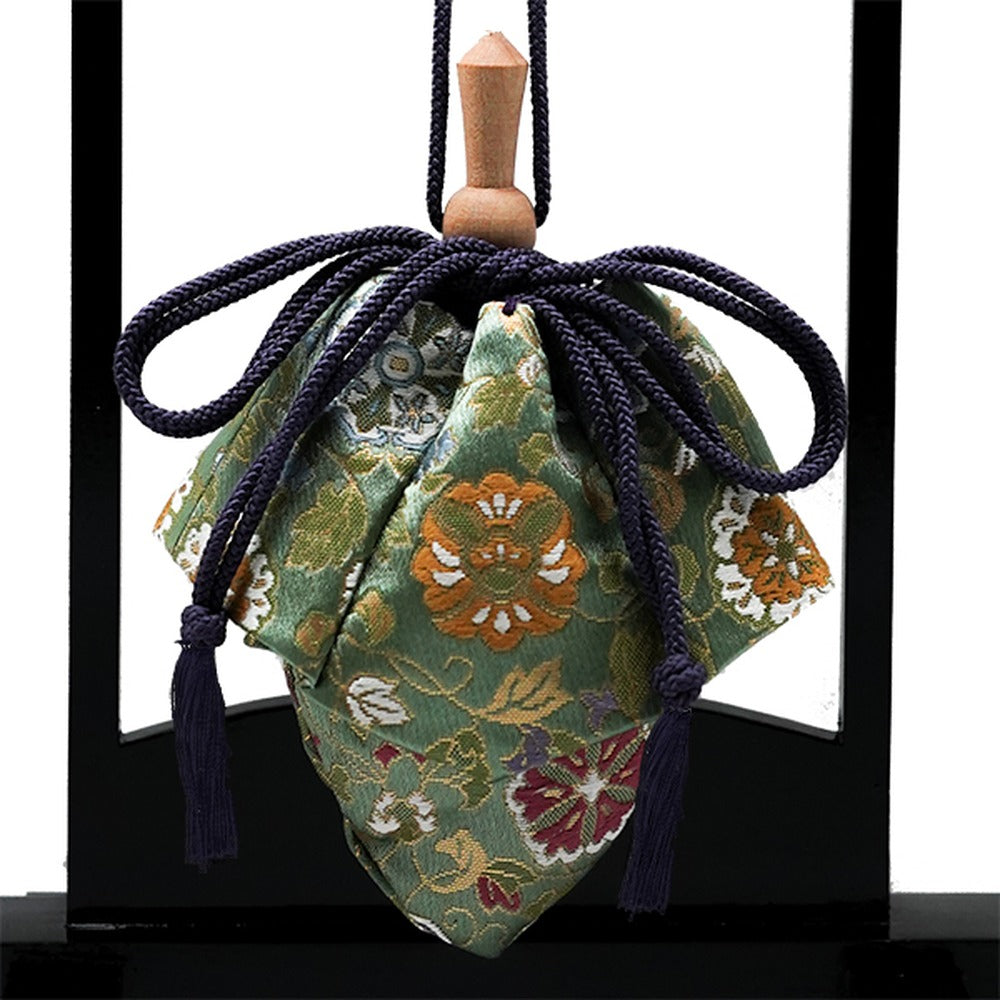 Yamadamatsu Kariroku Gokuhin Ornament with Hanging Stand Gift Set Purple Cord Peony Arabesque (81809-9)
