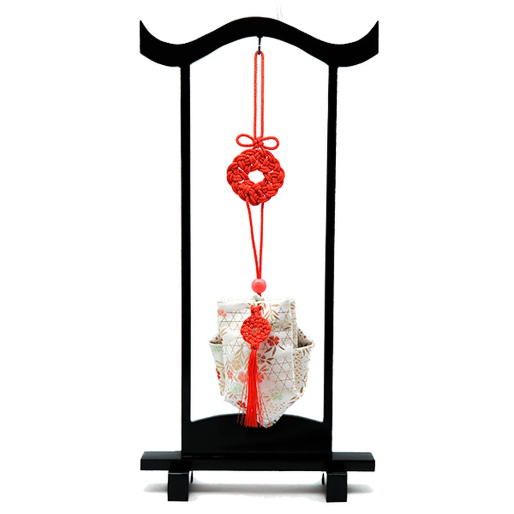 Yamadamatsu Kariroku Jouhin Decorative Hanging Stand Set Red Cord Dianthus (81803-3)