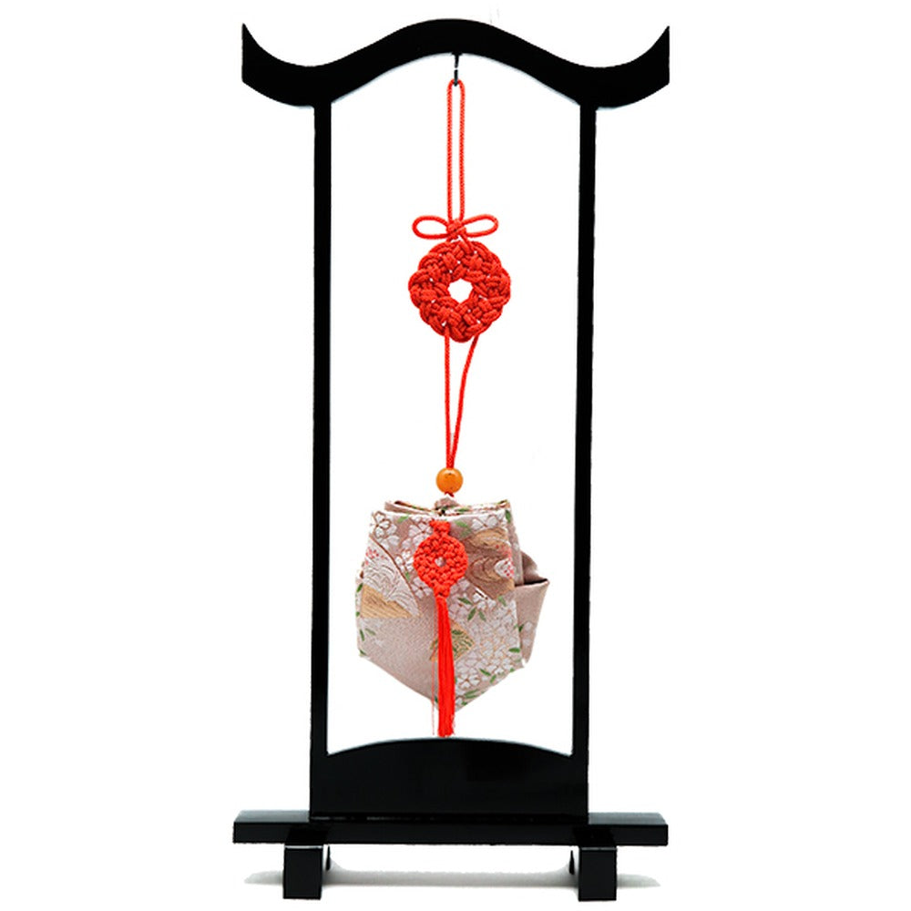 Yamadamatsu Kariroku Jouhin Decorative Hanging Stand Set Red Cord Cherry Blossoms with Folding Fan (81803-6)