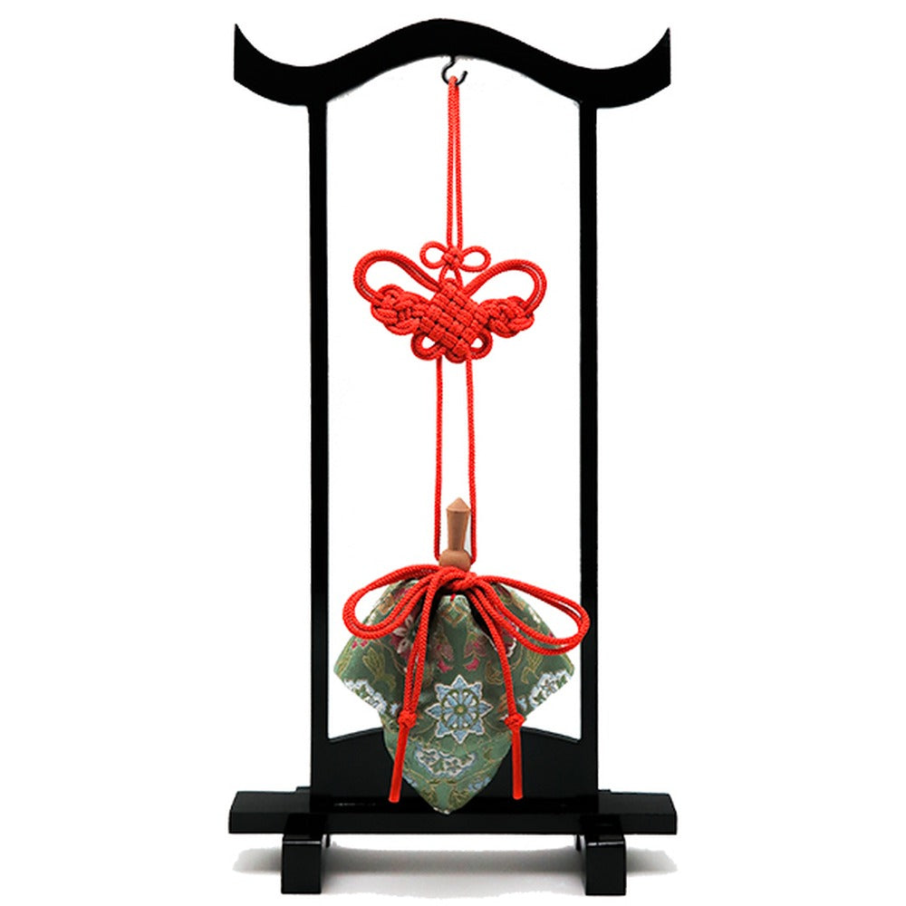 Yamadamatsu Kariroku Gokuhin Decorative Hanging Stand Set Red Cord Peony Arabesque (81809-2)