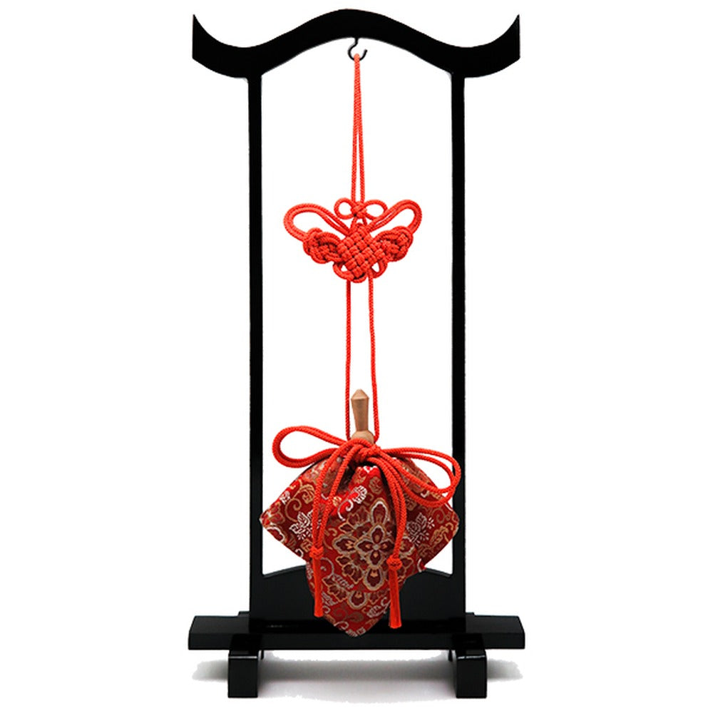 Yamadamatsu Kariroku Gokuhin Decorative Hanging Stand Set Red Cord Round Flower Arabesque with Paulownia (81809-6)