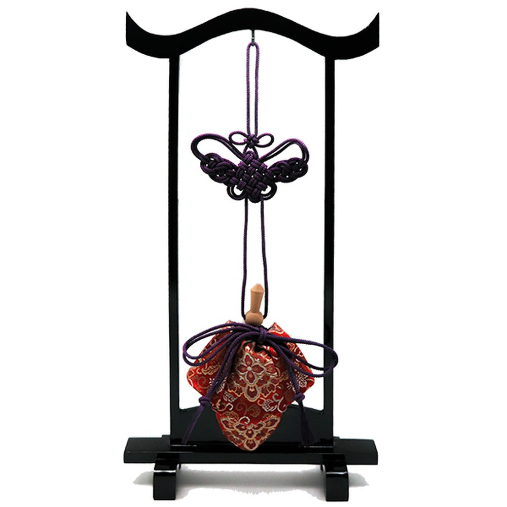 Yamadamatsu Kariroku Gokuhin Ornament with Hanging Stand Gift Set Purple Cord Round Flower Arabesque with Paulownia (81809-13)