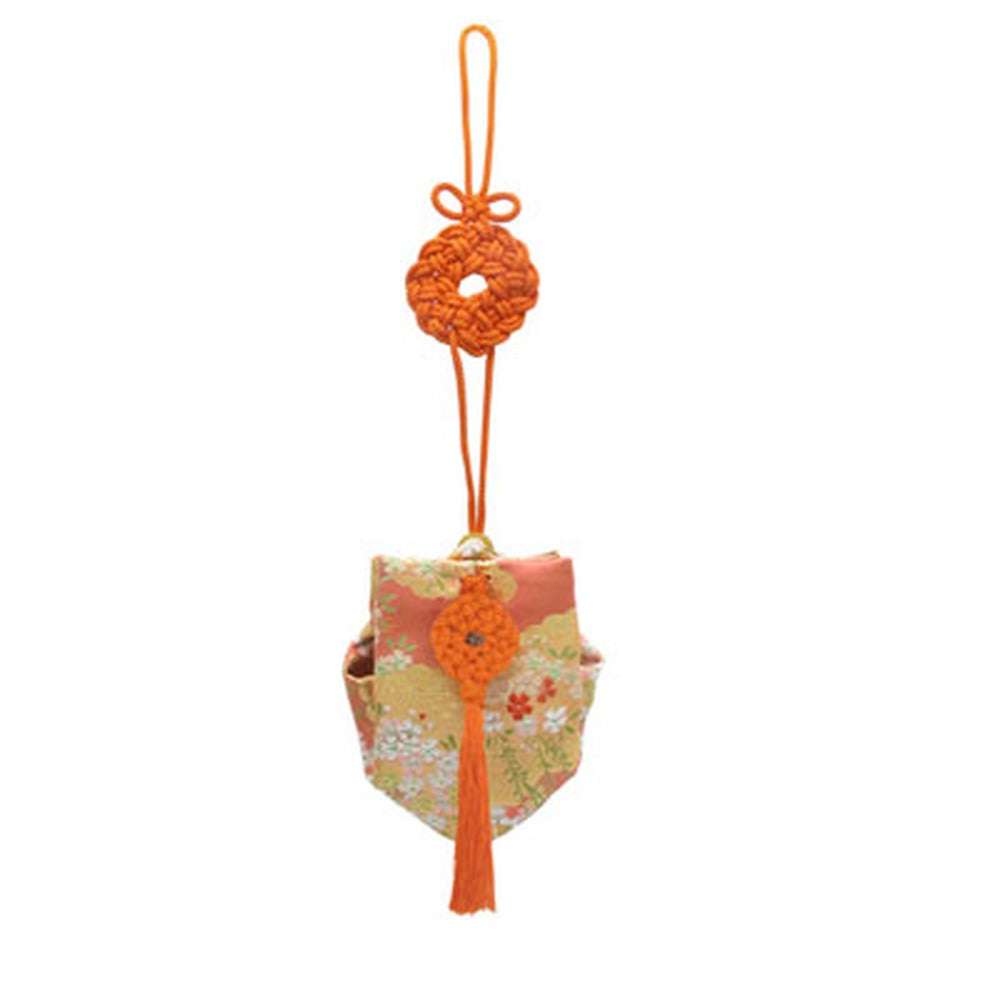 Yamadamatsu Kariroku Jouhin Red Cord Cherry Blossoms and Clouds Sachet (81504-5)